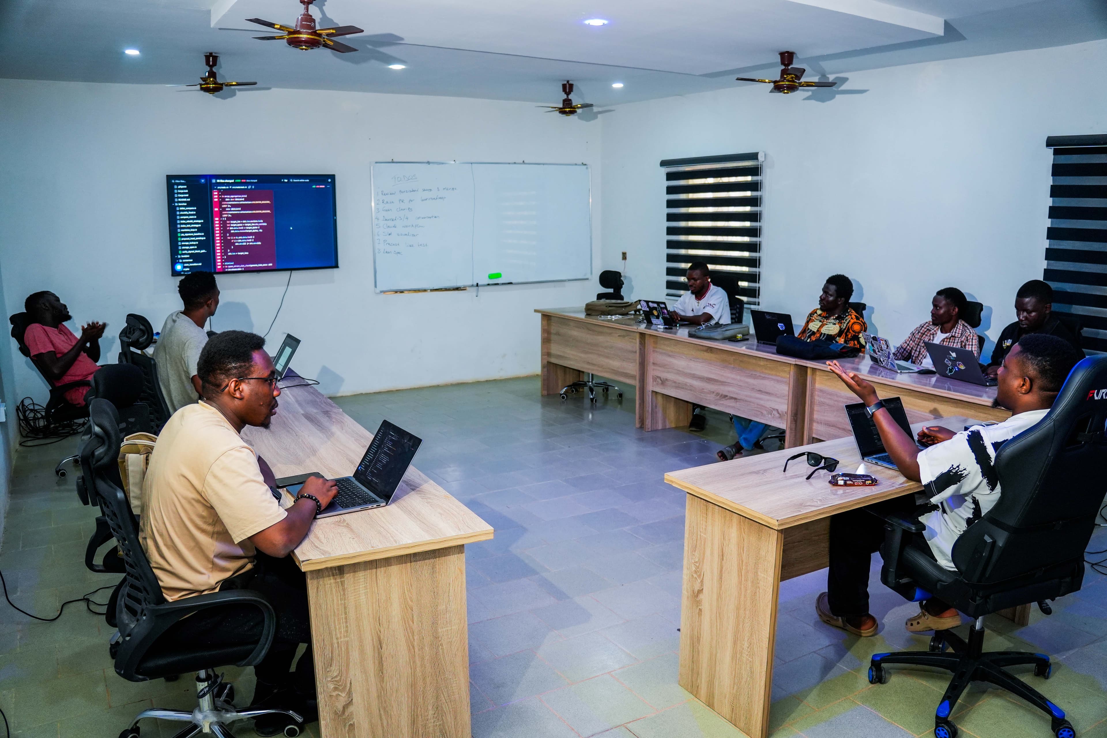 Engineers collaborating during a Blockfuse working session
